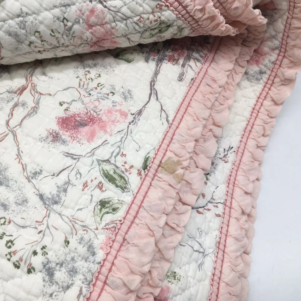 Vtg Pink White Floral Quilted Bedspread Coverlet Cottagecore 75x77” READ Distres
